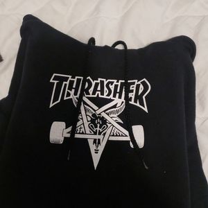 Cropped thrasher hoodie